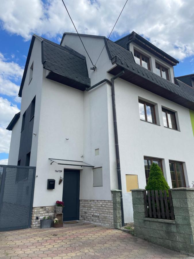 Apartment Dubnica-Prejta 2 Dubnica nad Váhom エクステリア 写真
